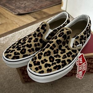 COPY - Vans slip on’s Leopard print, women’s 9.5